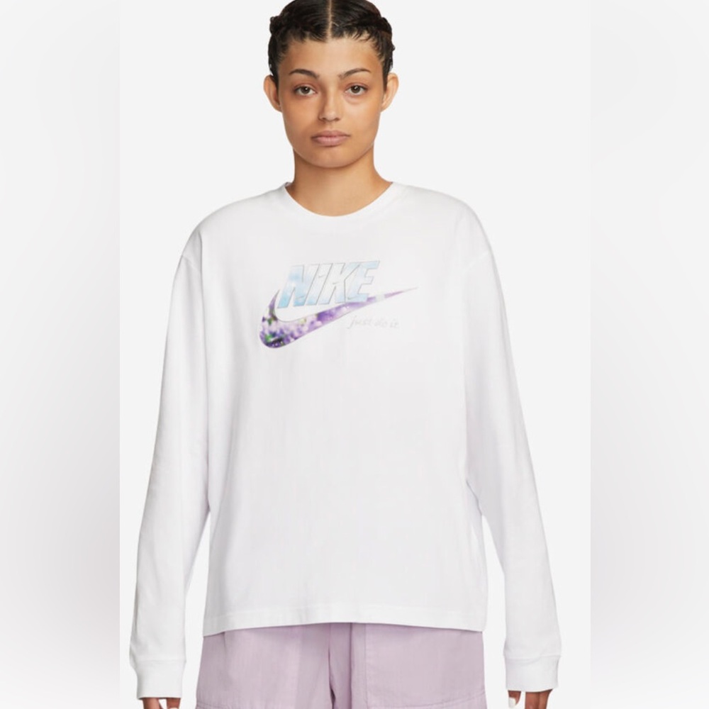 Nike Essential Long Sleeve T Shirt Large NWT